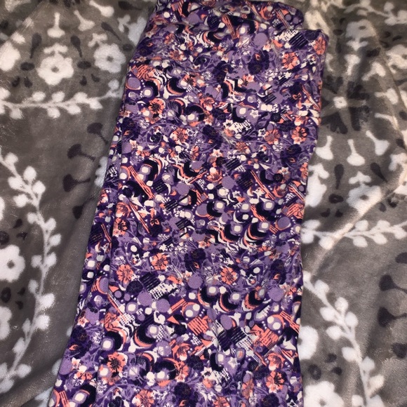 Lularoe os leggings - Picture 1 of 3